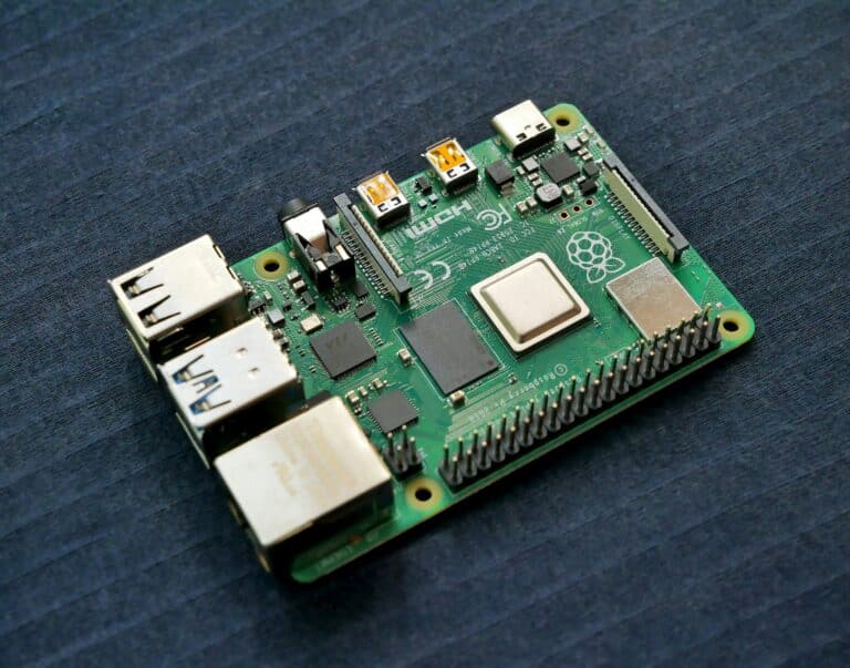 Zábavné Raspberry Pi projekty na víkend (31.10. – 2.11.)